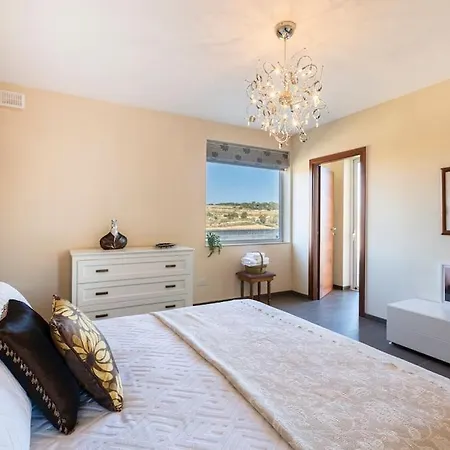 Lejlighed Zer- Spacious House With Terrace And Views *