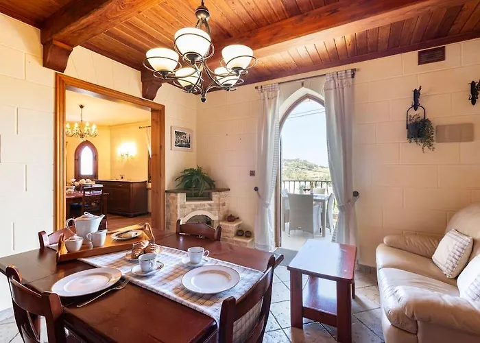 Daire Zer- Spacious House With Terrace And Views *