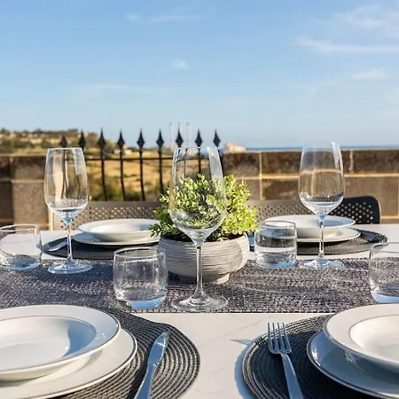 Zer- Spacious House With Terrace And Views * Marsaxlokk