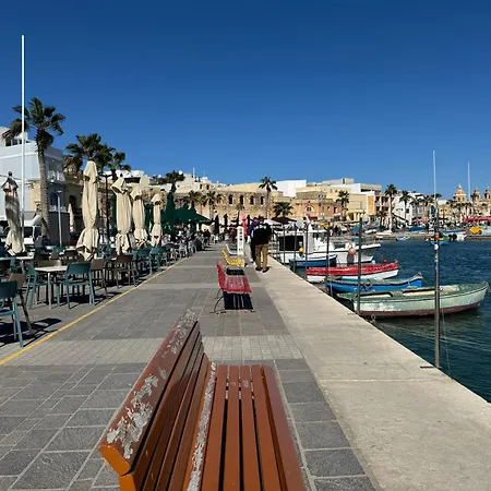 Zer- Spacious House With Terrace And Views * Marsaxlokk