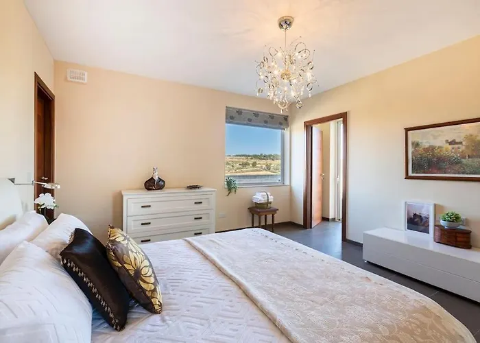 شقة Zer- Spacious House With Terrace And Views *