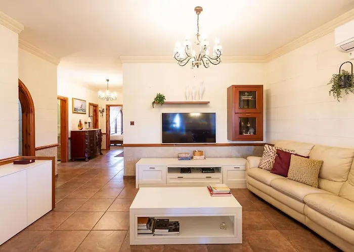 Zer- Spacious House With Terrace And Views Apartament Marsaxlokk