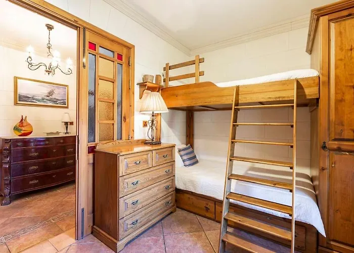 Zer- Spacious House With Terrace And Views *